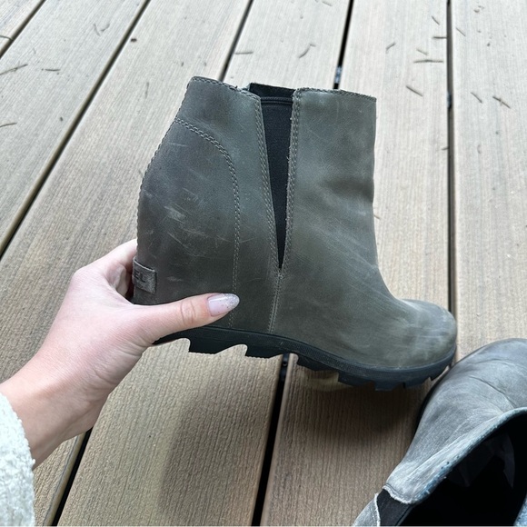 Sorel Joan of Arctic II Zip Wedge Booties Gray Leather Upper Size 10 Women’s - Picture 7 of 12